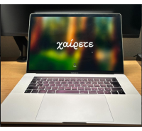MacBook Pro 2018 15in 16gb / 256gb